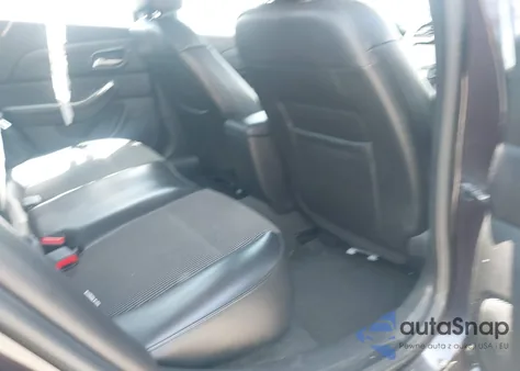 2015 Chevrolet Malibu 1Lt из США, поврежденный, VIN 1G11C5SL7FF188014